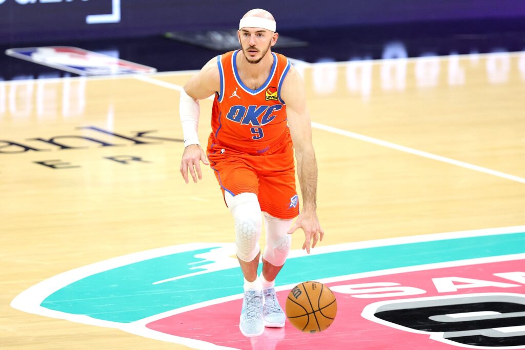 【NBA戰報】衛冕軍的慘痛勝利！雷霆兩大悍將卡魯索、哈騰再添傷情，西區龍頭保衛戰亮紅燈